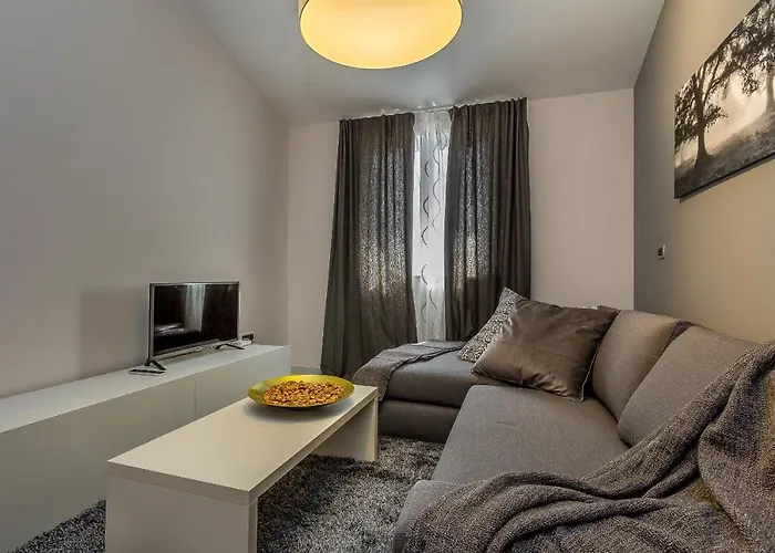 Maris Apartman *